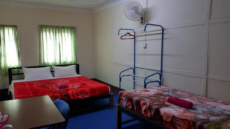 Bedroom 4, Tha Ha Zar Ta Hotel, Mandalay