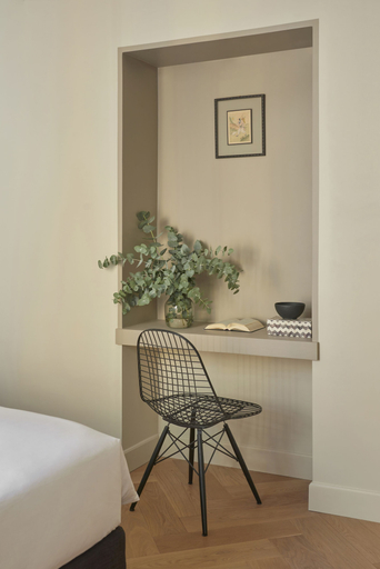 Bedroom 5, Crossing Manzoni, Milano