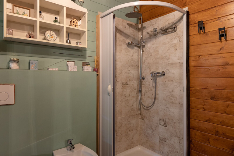 Bedroom 4, B&B La Tana dello Scoiattolo - Adults Only, Cuneo
