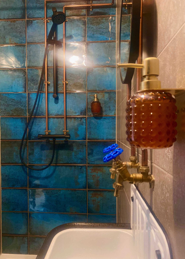 Bathroom 3, Sleep, West Sussex
