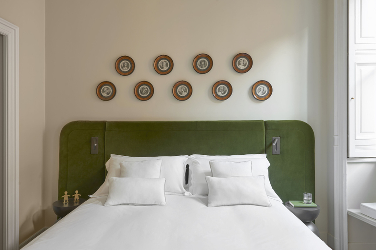 Bedroom 4, Crossing Manzoni, Milano