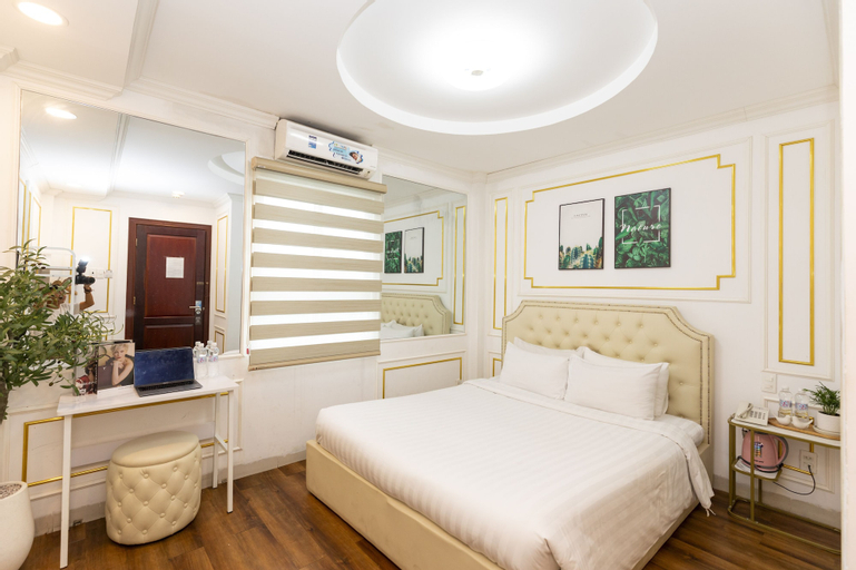 Bedroom 23