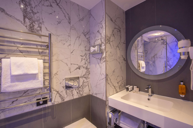 Bathroom 4, Hotel Diana Roof Garden, Rome