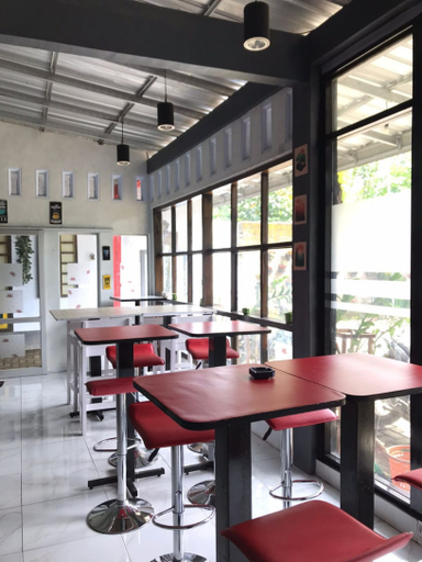 Business Facilities, Homestay D'Sid Sidomulyo, Jember