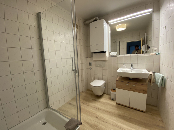 Bathroom 3, Hotel zur Bever, Warendorf
