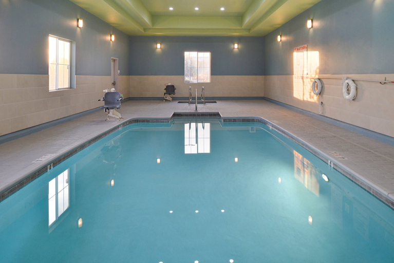 Sport & Beauty 2, Holiday Inn Express LODI by IHG, San Joaquin