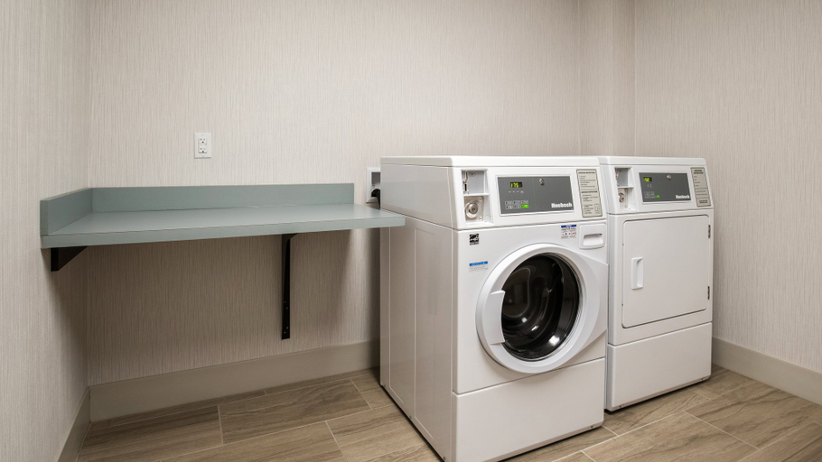 Bathroom 4, Holiday Inn Express & Suites RACINE by IHG, Racine