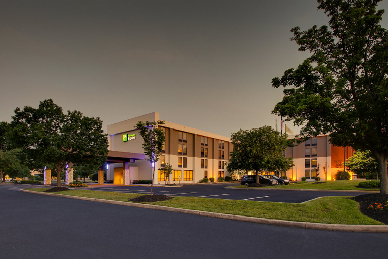 Exterior & Views 3, Holiday Inn Express VOORHEES - MT. LAUREL by IHG, Camden