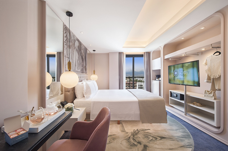 Bedroom 3, Gate Twenty Two Boutique Hotel
