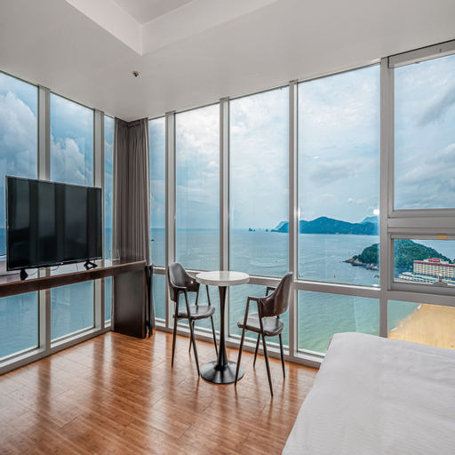 Haeundae Seacloud Hotel Residence, Haeundae