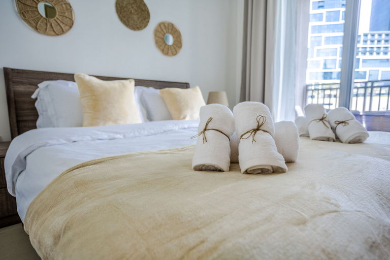 Bedroom 3, Waves - Waterfront Apartment With Breathtaking Sea Views, Dubai