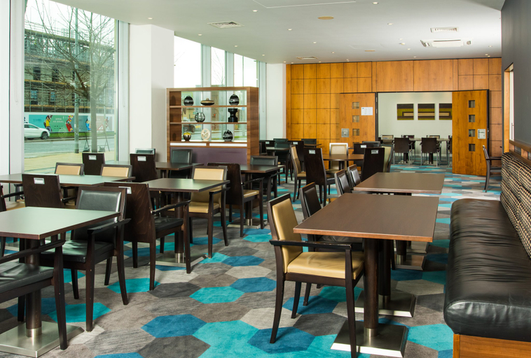 Food & Drinks 2, Holiday Inn Express LINCOLN CITY CENTRE by IHG, Lincolnshire