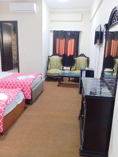 Others 5, Magic Hotel, Qasr an-Nil