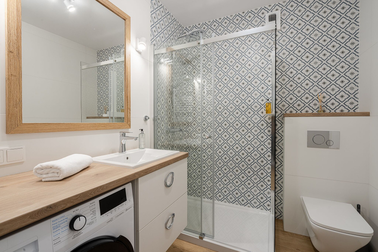 Bathroom 3, RentPlanet - Śródmieście Świebodzkie, Środa Śląska