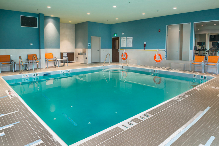 Sport & Beauty 4, Holiday Inn Express & Suites VICTORIA - COLWOOD by IHG, Capital