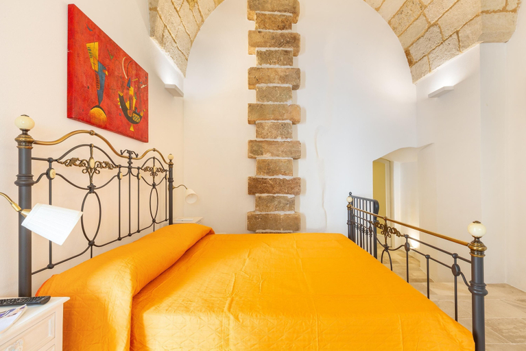 Bedroom 4, 3398 Leucadense - Grotta 3 by Barbarhouse, Lecce