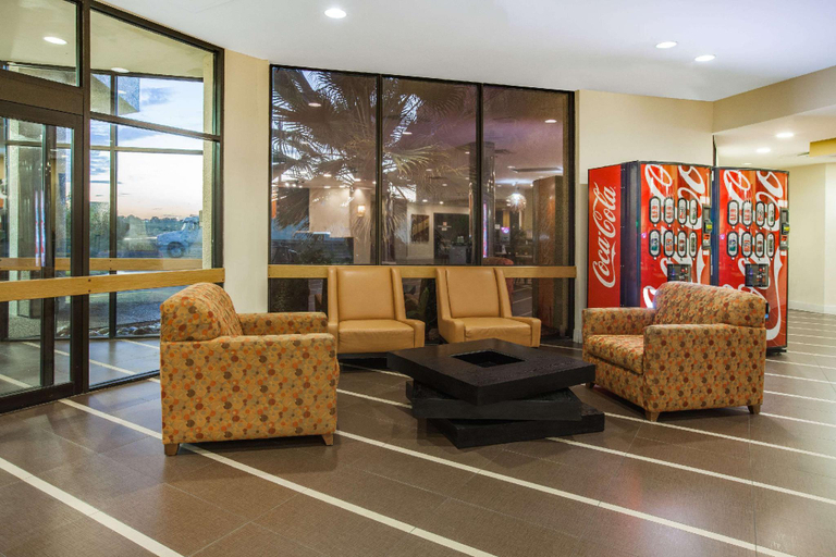 Public Area 2, Days Inn by Wyndham Sherman, Grayson