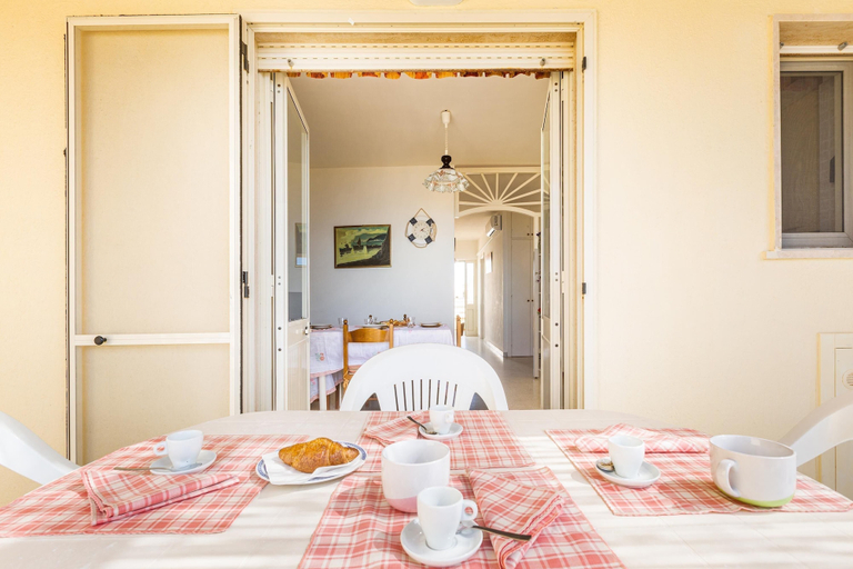 Others 5, 3534 Vento D`estate by Barbarhouse, Lecce