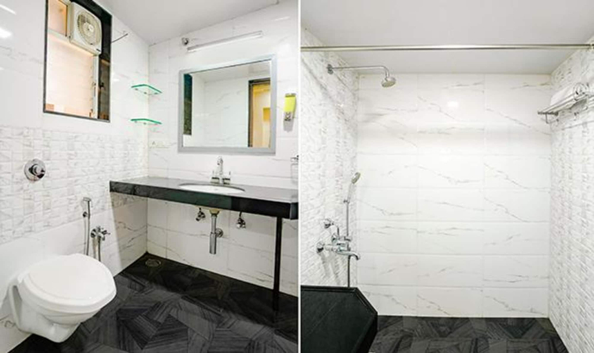 Bathroom, Fabhotel Happy Stay, Pune