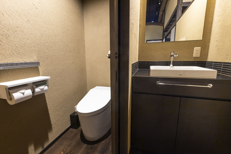 Bathroom 4, Rinn Premium Machiya Townhouse Koki, Kyoto