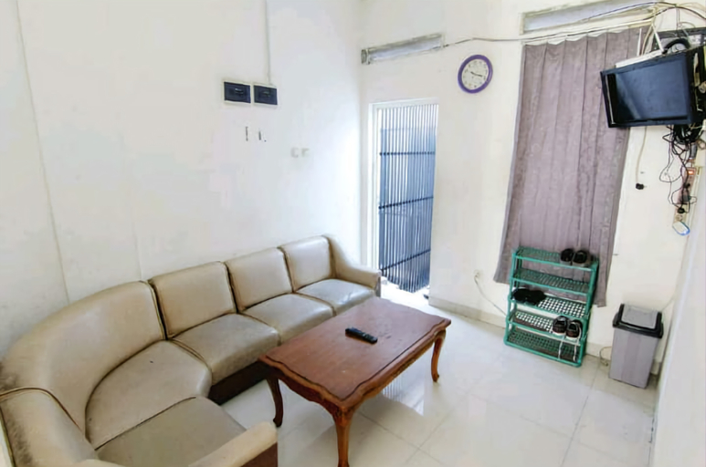 Others 4, Mess 888, Bandung