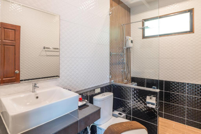 Bathroom 5, The Scene Cliff View Villas, Mueang Krabi