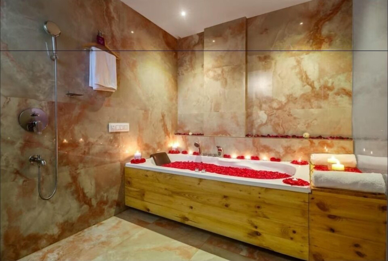 Bathroom, BIG DADDY KPHB 15 PHASE KUKATPALLY, Hyderabad