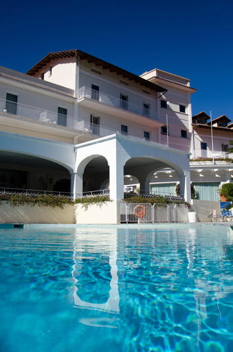 Exterior & Views 2, Grand Hotel Aminta, Napoli