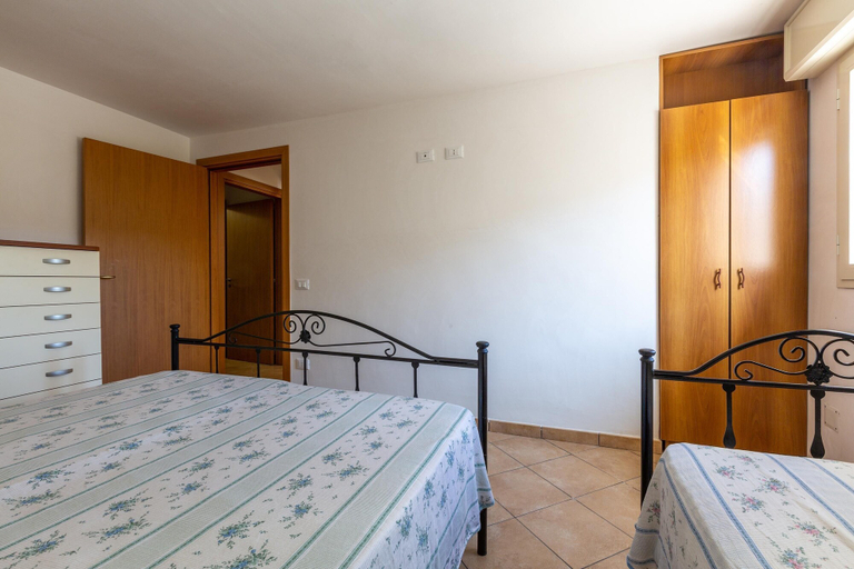Room 5, 3649 Rosmarino - App A by Barbarhouse, Taranto