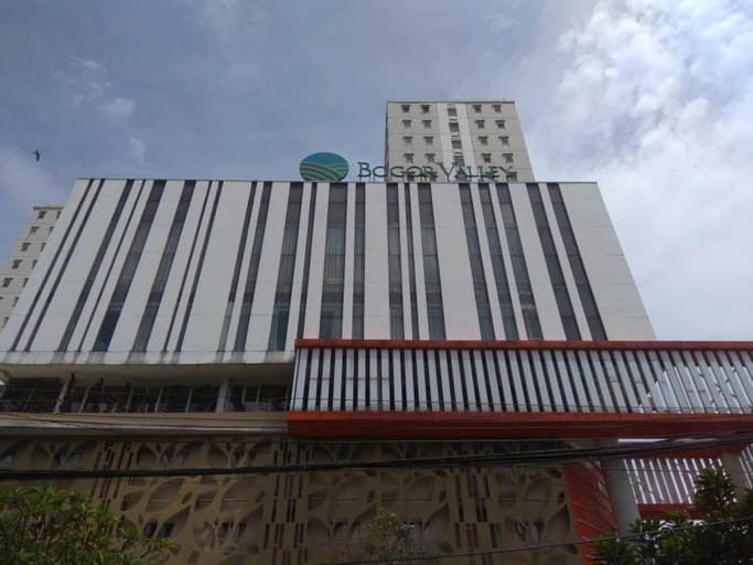 Exterior & Views 2, Good and Nice 1BR at Bogor Valley Apartment By Travelio, Bogor