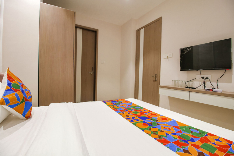 Bedroom 2, Fabhotel Sharma & Vishnu Garden, Bhopal