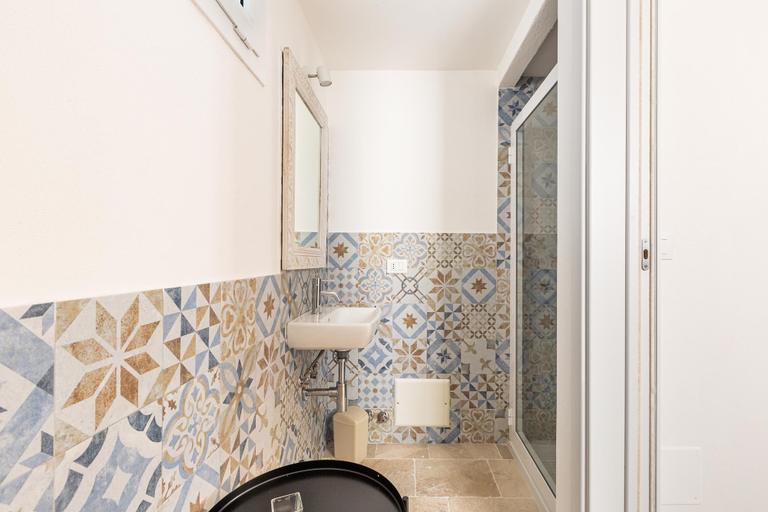 Bathroom 5, 3396 Leucadense - Grotta 1 by Barbarhouse, Lecce