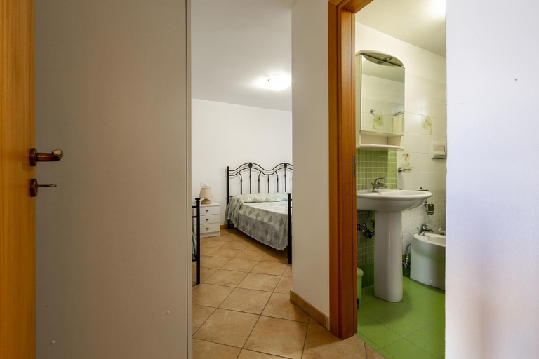 Room 2, 3650 Rosmarino - App B by Barbarhouse, Taranto