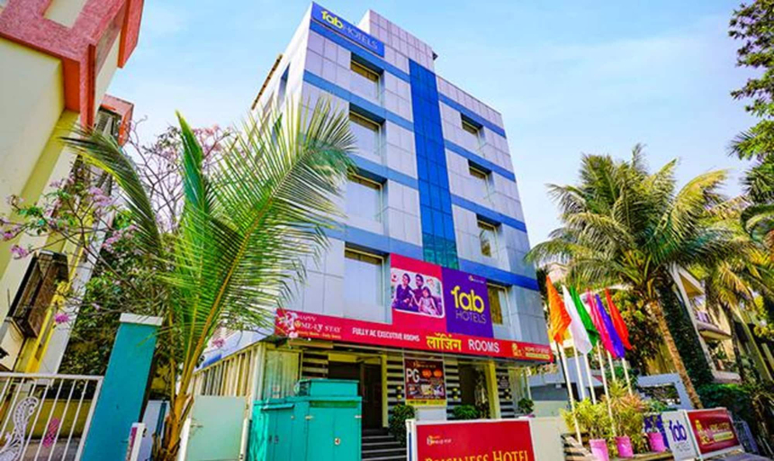 Exterior & Views, Fabhotel Happy Stay, Pune