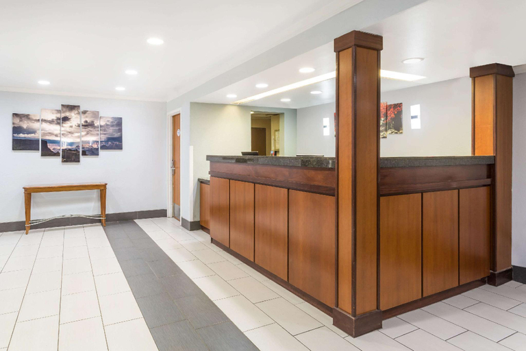 Public Area 2, Baymont by Wyndham Flagstaff, Coconino