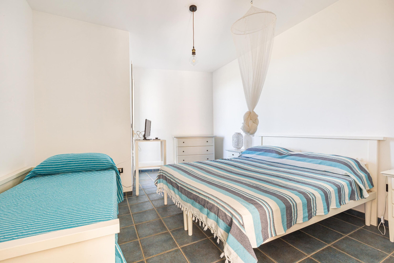 Bedroom 5, 3591 Terra e Mari by Barbarhouse, Lecce