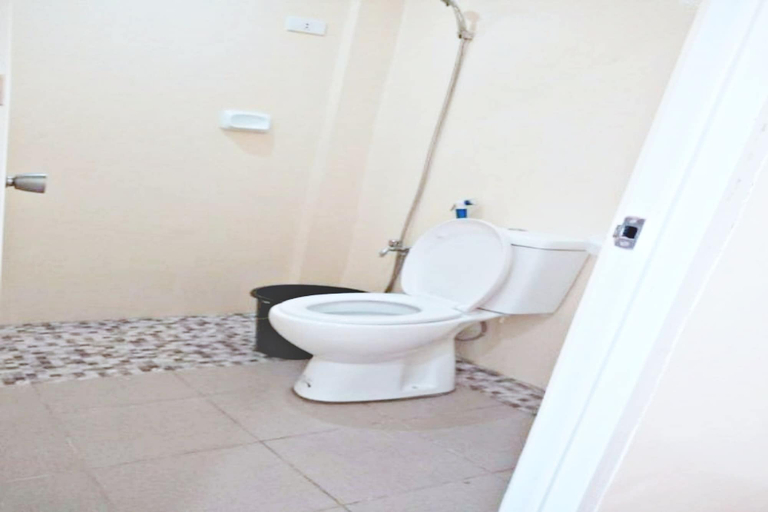 Bathroom 4, Hostel Oslob Anglers Hub Resort, Oslob