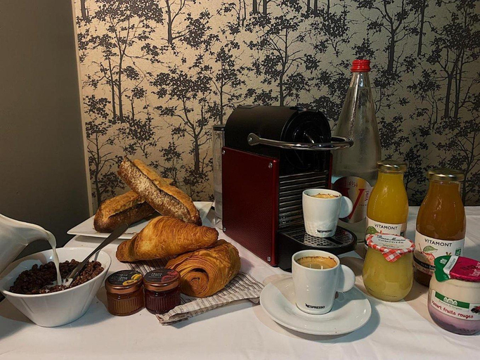 Food & Drinks 5, Serotel Suites, Paris