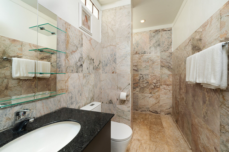 Bathroom 4, Patong Seaview Luxury Pool Villa, Phuket Island