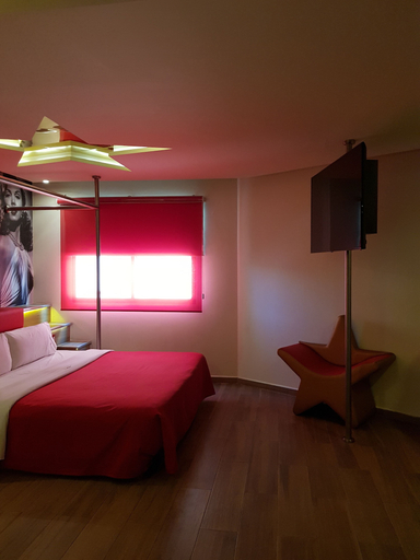 Bedroom 5, Hotel Hollywood, Mexico City