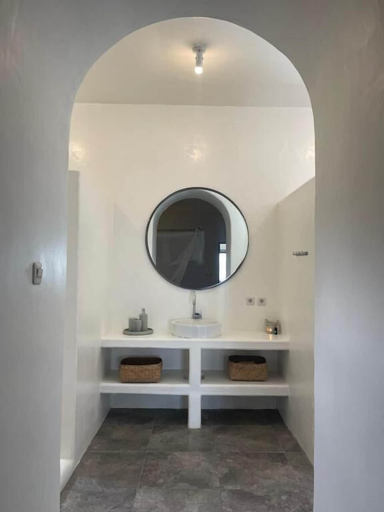 Bathroom 4, Cabana, Lombok