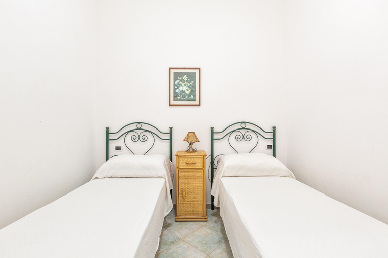 Bedroom 2, 3388 Scali di Leuca by Barbarhouse, Lecce