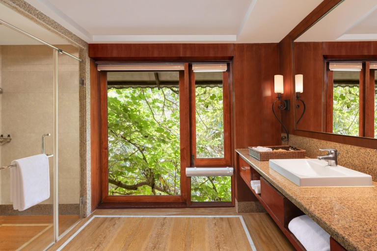 Bathroom 5, Ananta Spa and Resorts, Ajmer