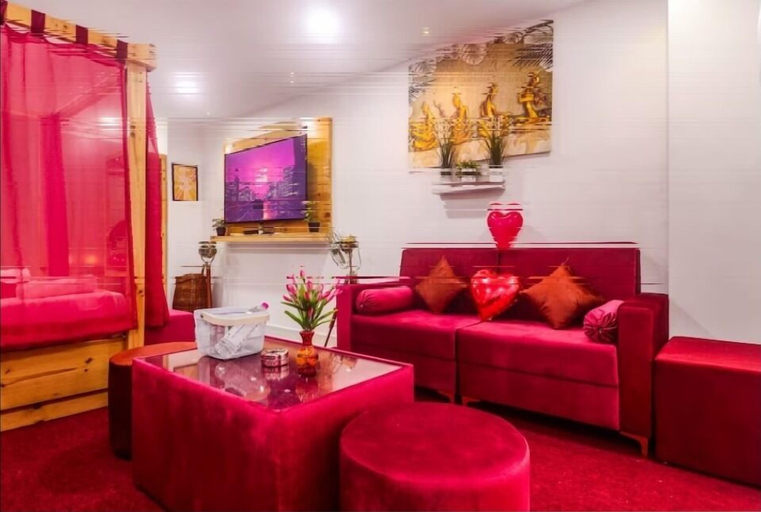 Others 5, BIG DADDY KPHB 15 PHASE KUKATPALLY, Hyderabad