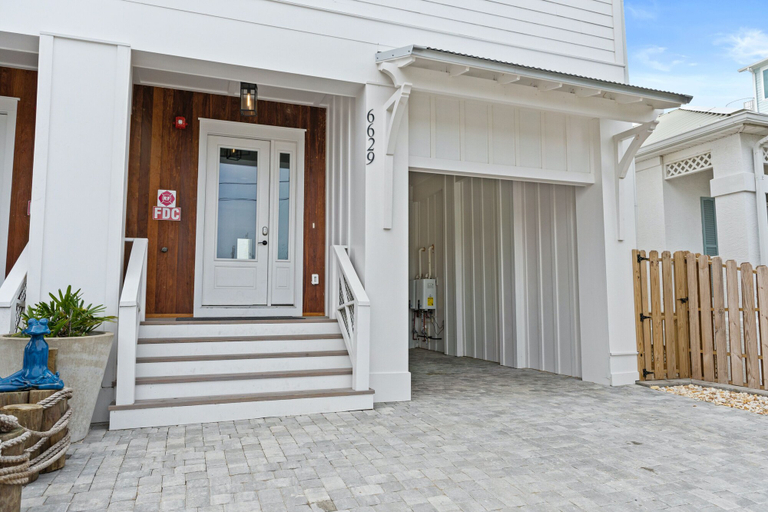 Exterior & Views 1, Beach House - Sugar Sands by PHG, Bay