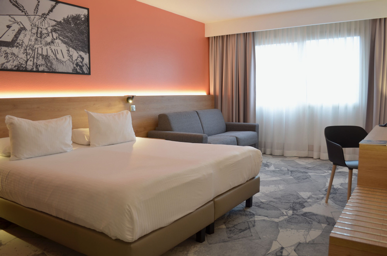 Bedroom 3, Hôtel des Congrès, Rhône