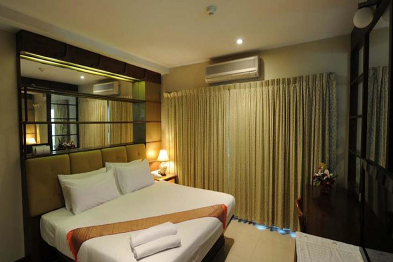 Bedroom 5, Whitehouse Condotel, Pattaya