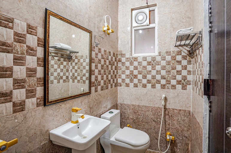 Bathroom, FabExpress MVR Services Sector 55, Gautam Buddha Nagar