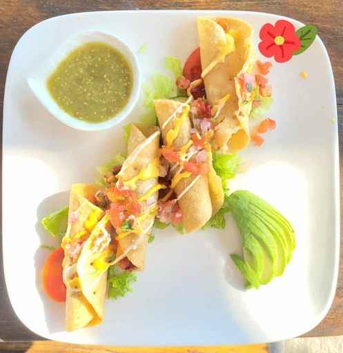 Food & Drinks 5, Casa Maya, Tamanique