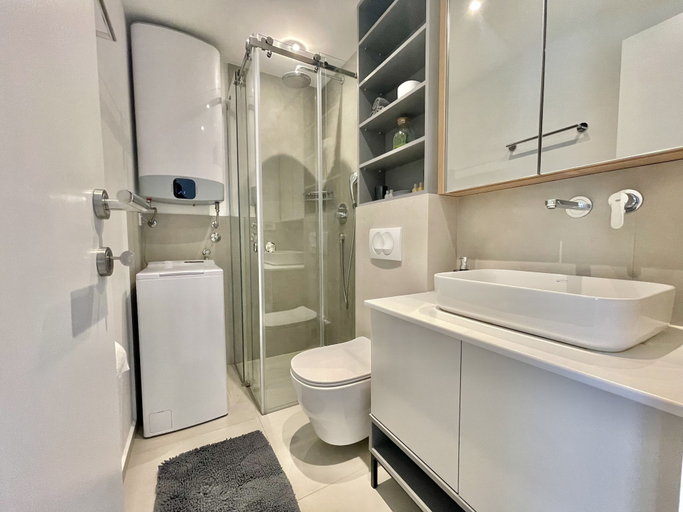 Bathroom 5, Horizon Residences Andjela